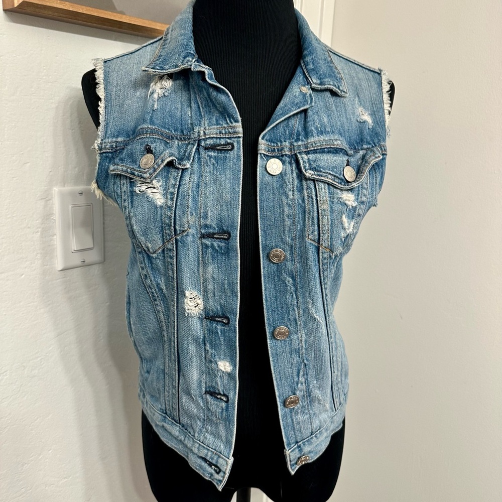 RAG & BONE distressed sleeveless jean jacket size small